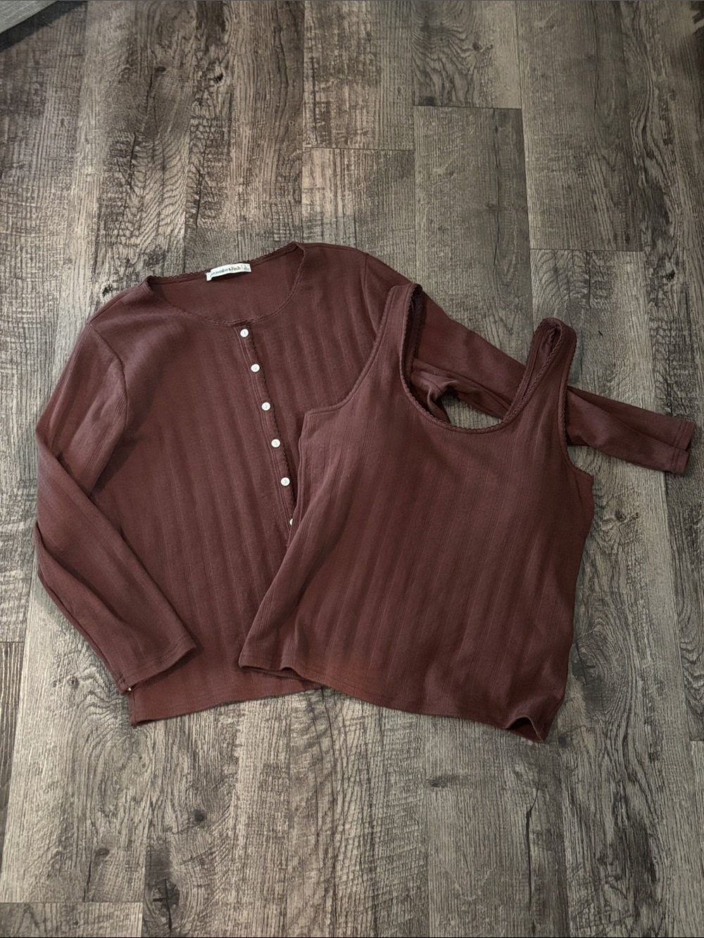 Abercrombie & Fitch Ribbed Button-Front Top and Tank Set - Brown - Size Large